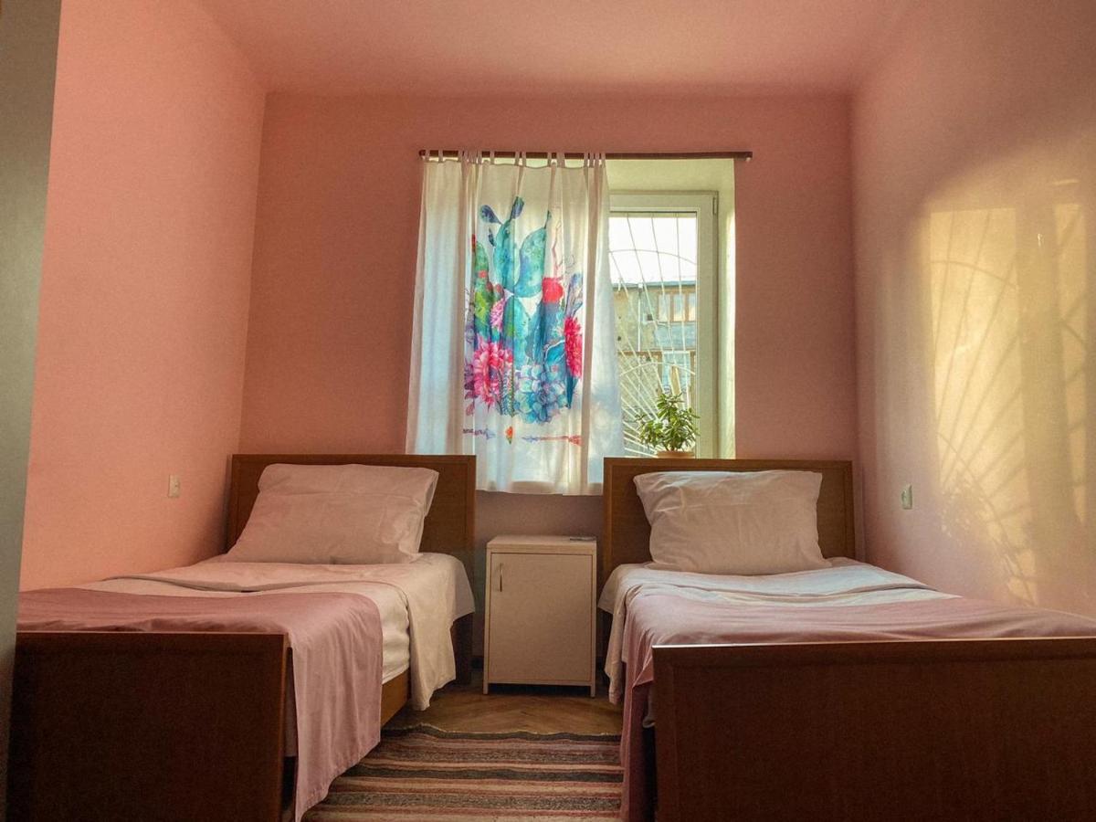 Aregak B&B And Tours กอริส ภายนอก รูปภาพ